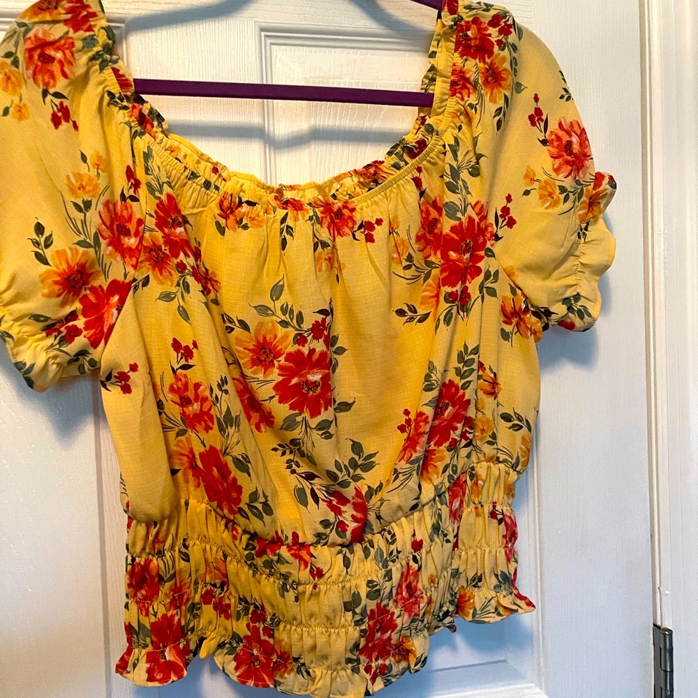 Yellow floral cute ruffle top